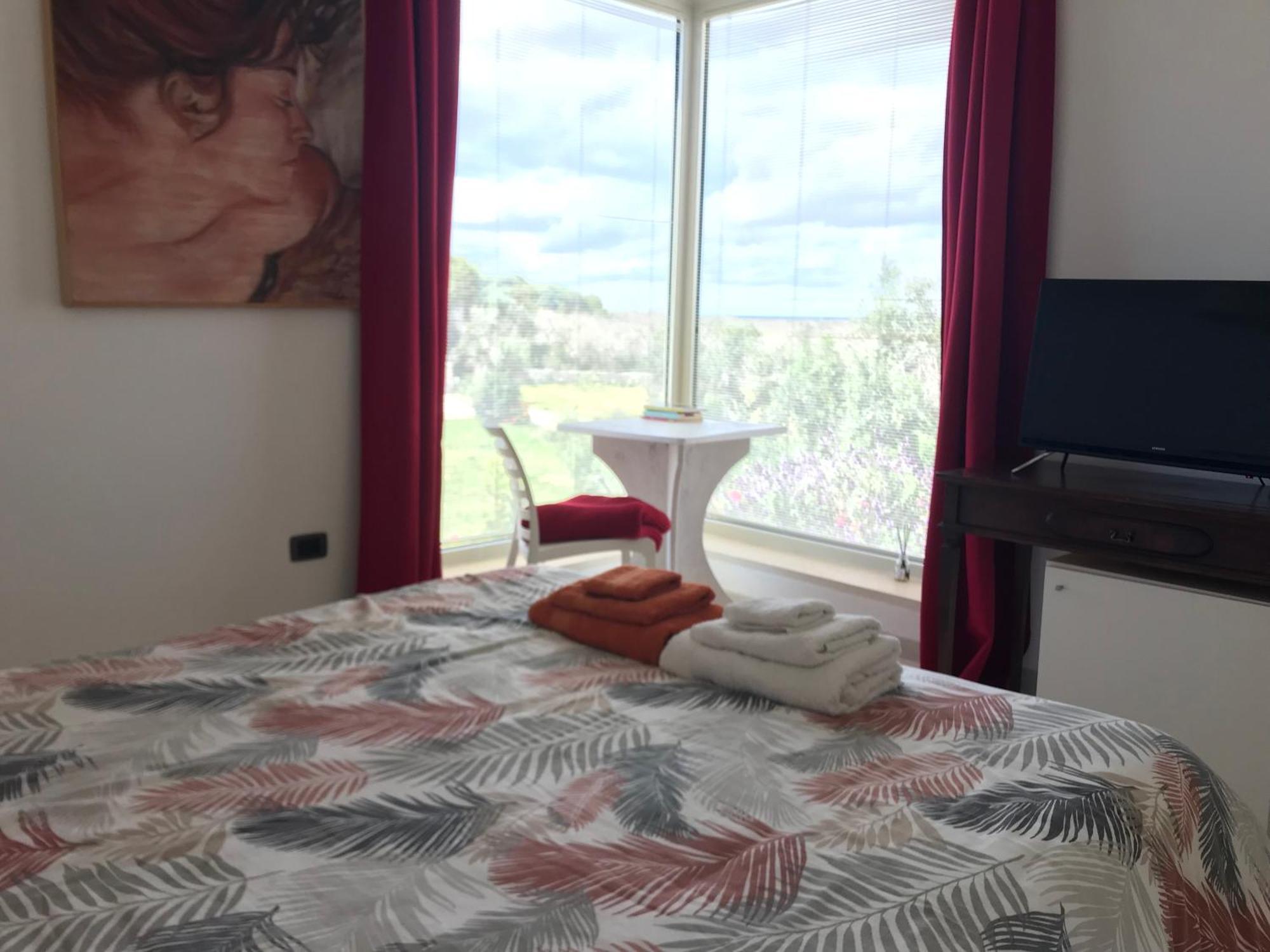 Tenuta Valle Dell Idro Otranto Con Piscina 卡萨马塞拉 外观 照片